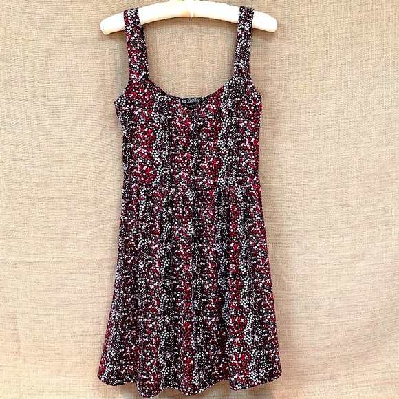 BeBop Dresses & Skirts - 💥$8 or 3/20 SALE BeBop Floral Skater Dress